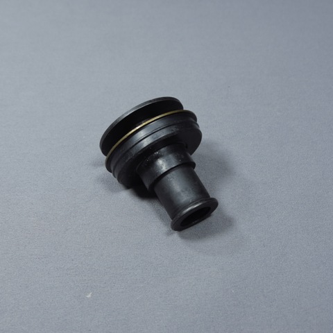 Втулка болта поддона CAT C11/C13 Втулка болта поддона CAT C11/C13
