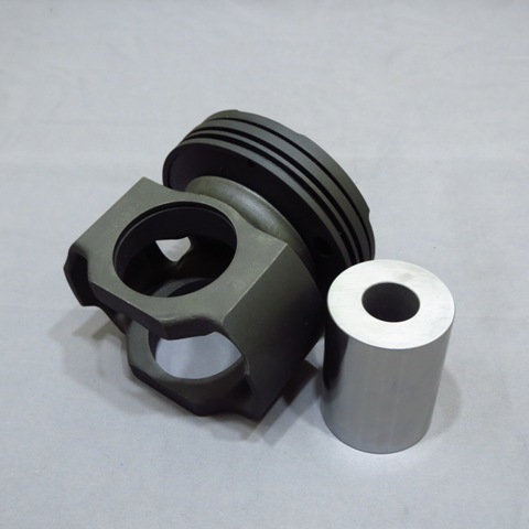 Поршень CUMMINS ISX 15 EGR с пальцем Поршень CUMMINS ISX 15 EGR с пальцем